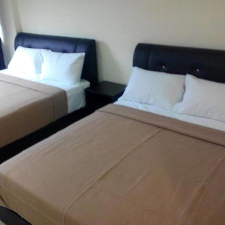 Rst Hotel Johor Bahru Habitación foto